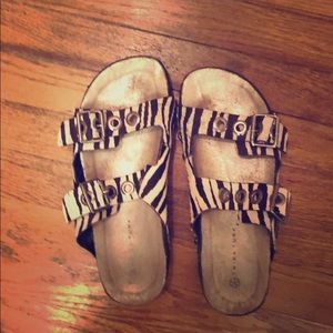 Used zebra sandals.  very sturdy .Great condition